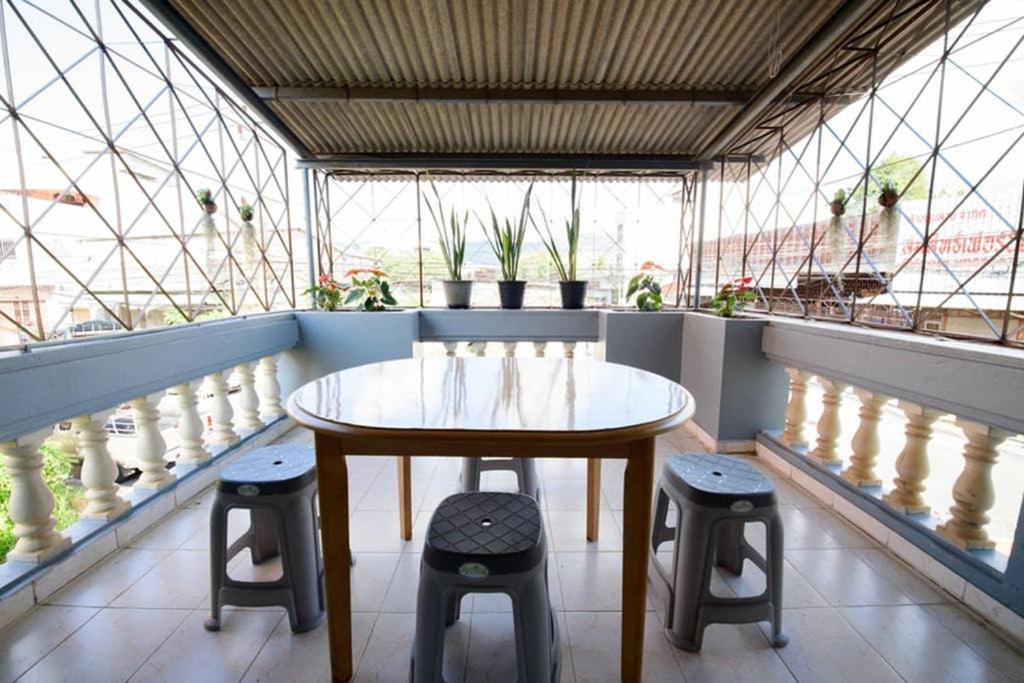 Bluebell House Hatyai - Cosy 3 Bedrooms For 10 Pax - 9 Mins Drive To Lee Grd Hong-sziget Kültér fotó